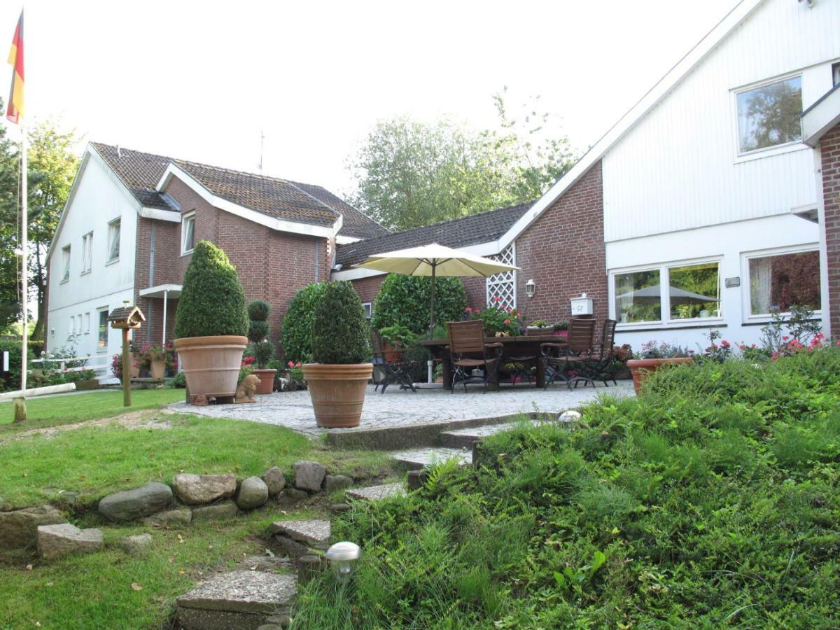 Landhaus Dr. Seiffert Scharbeutz Exterior foto